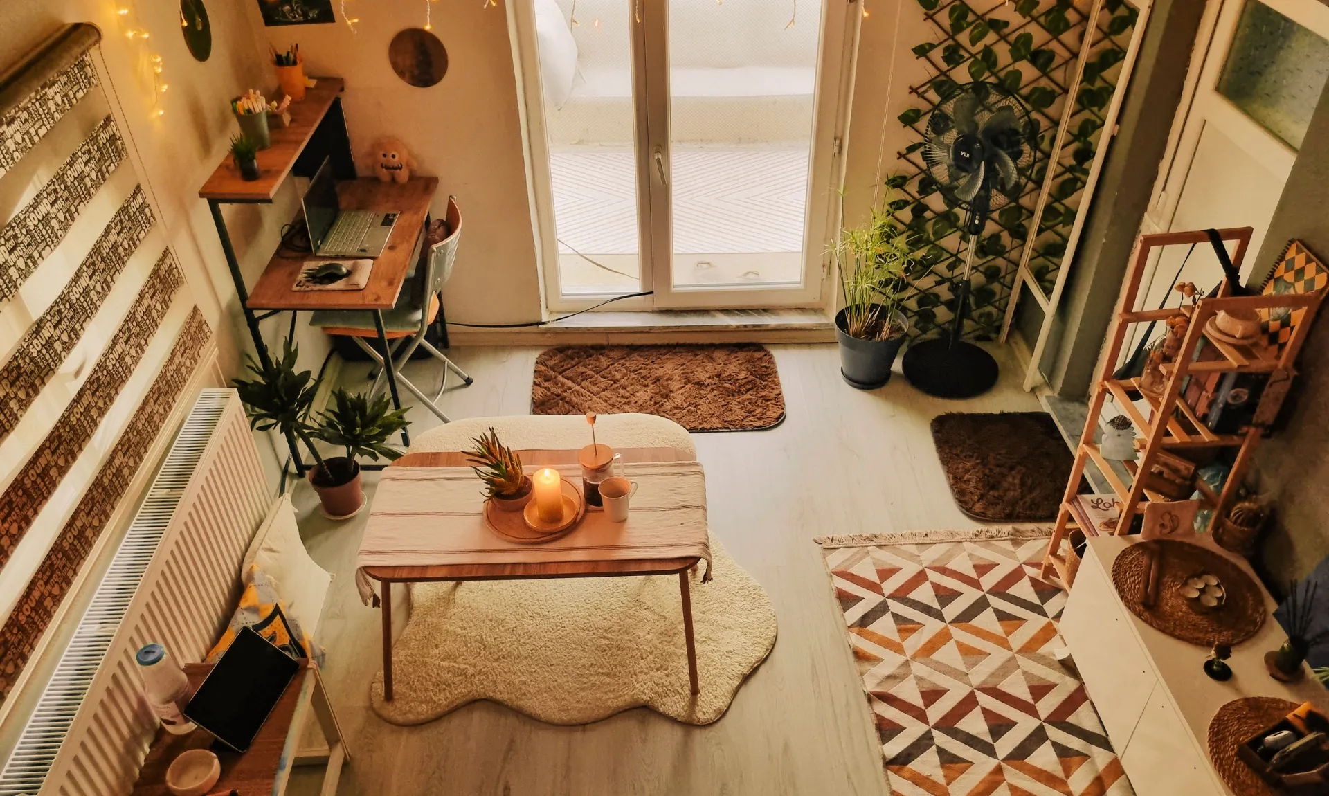 A small living room decor ideas to make the space look bigger