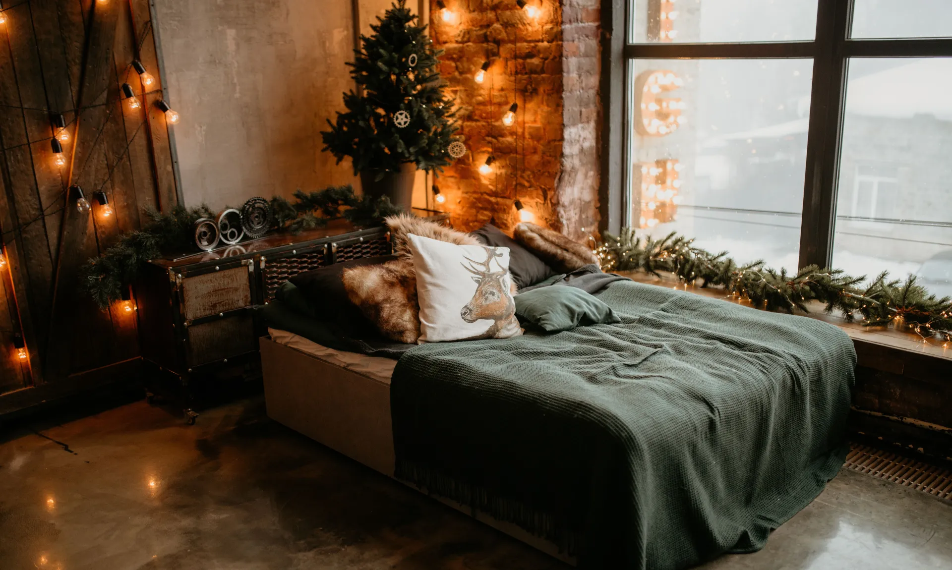 decorate small apartment for fall