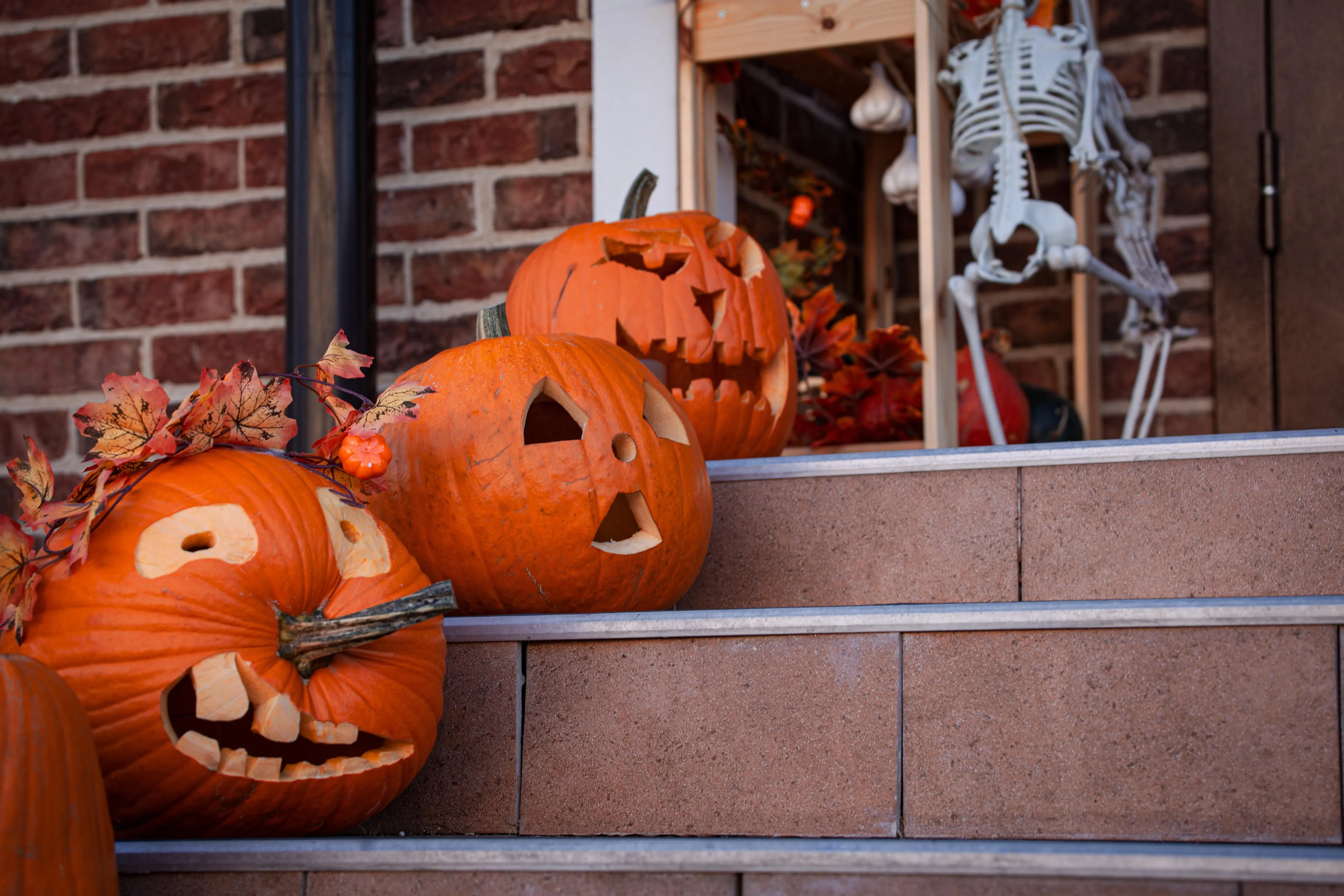 halloween inspired entryway