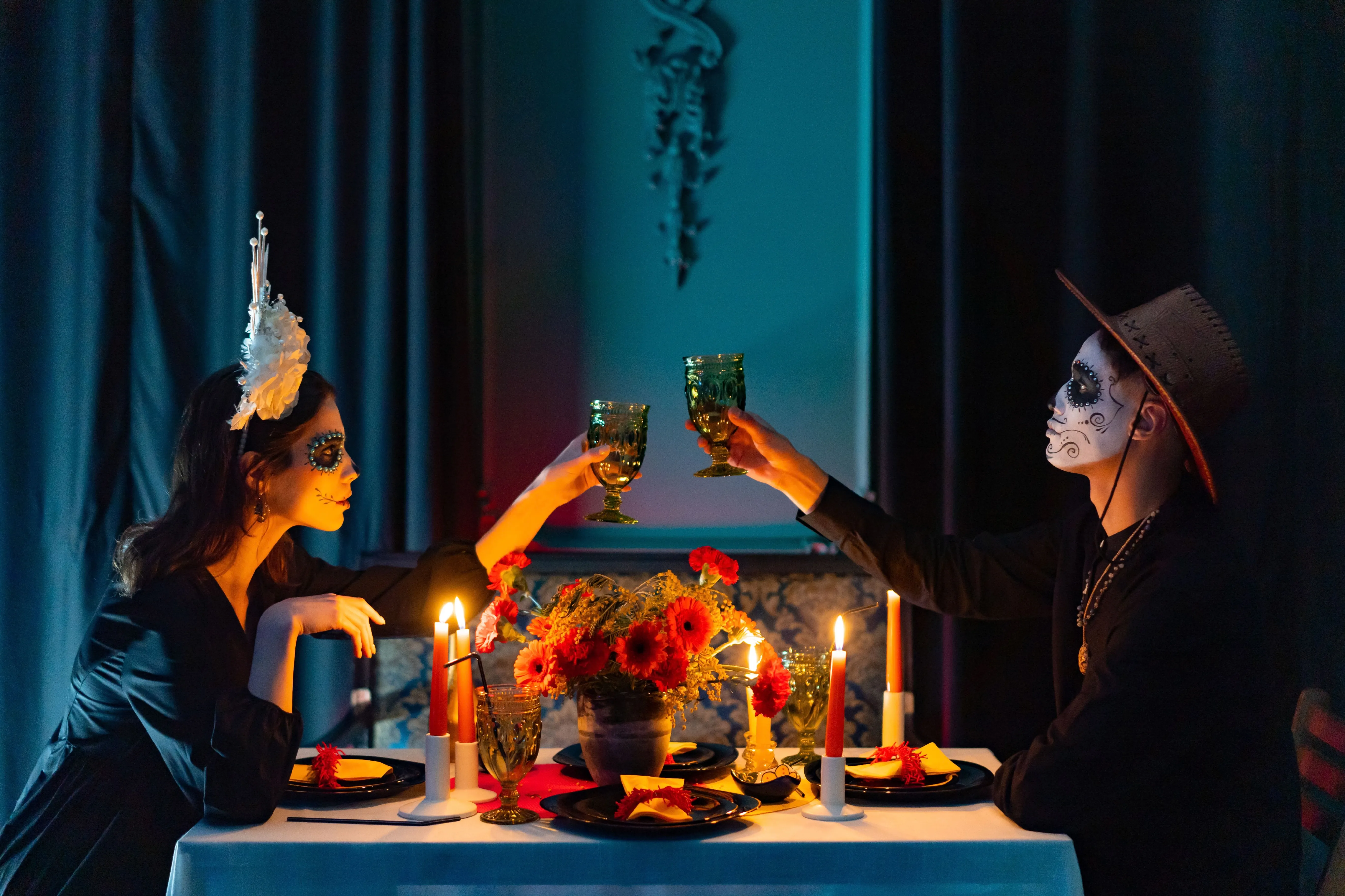 Halloween Living Room Decor Ideas That Feel Spooky but Still Stylish